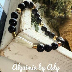 Baroque pearl+ Sandstone beaded bracelet